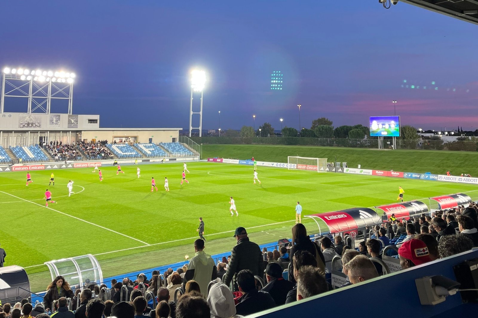Joan Martínez heads Real Madrid Castilla to third place against C.F. Talavera